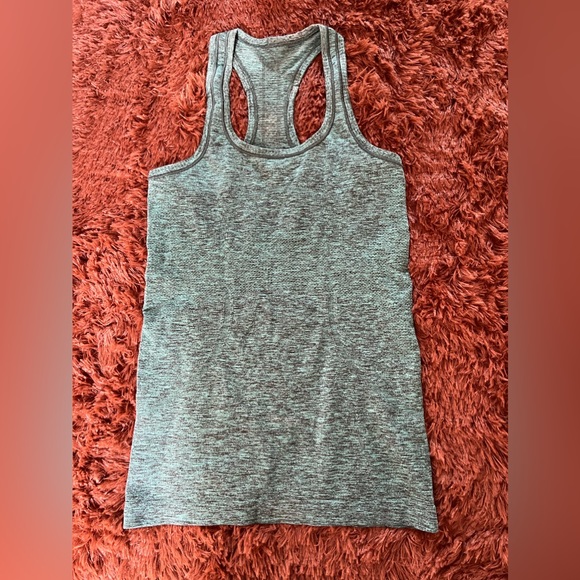 Lululemon Racerback Tank - Picture 4 of 4